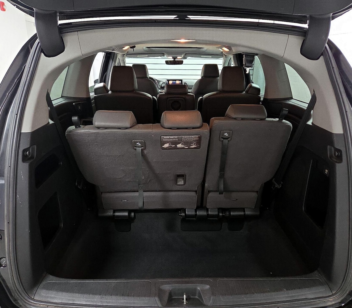Trunk/Cargo (Seats Up)