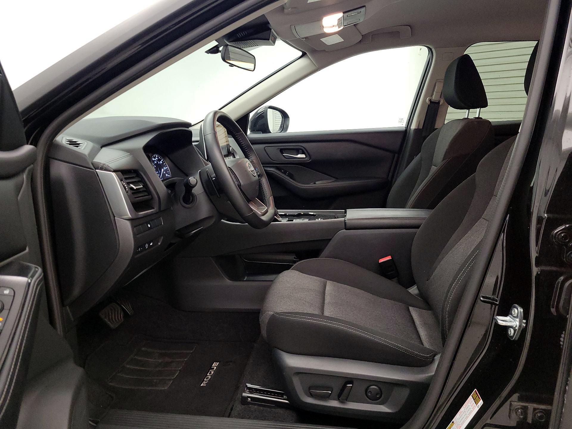 Thumbnail: 2025 Nissan Rogue - 11