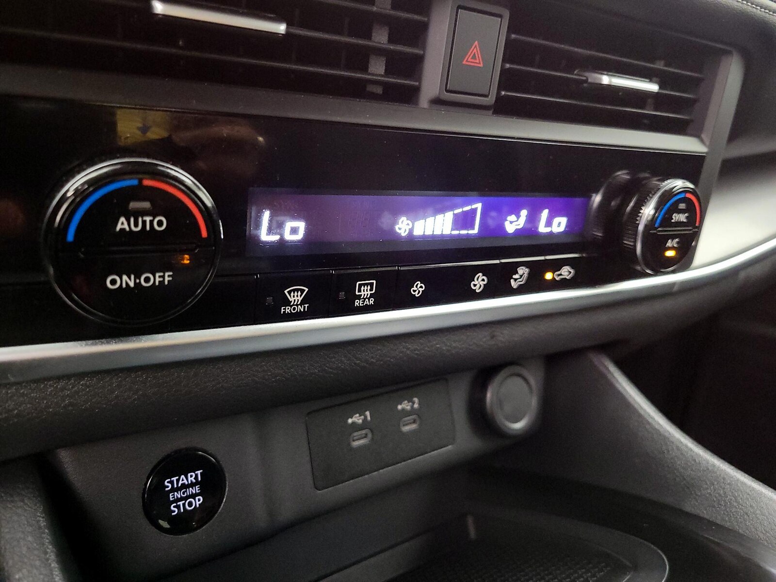 2025 Nissan Rogue SV - Photo 17