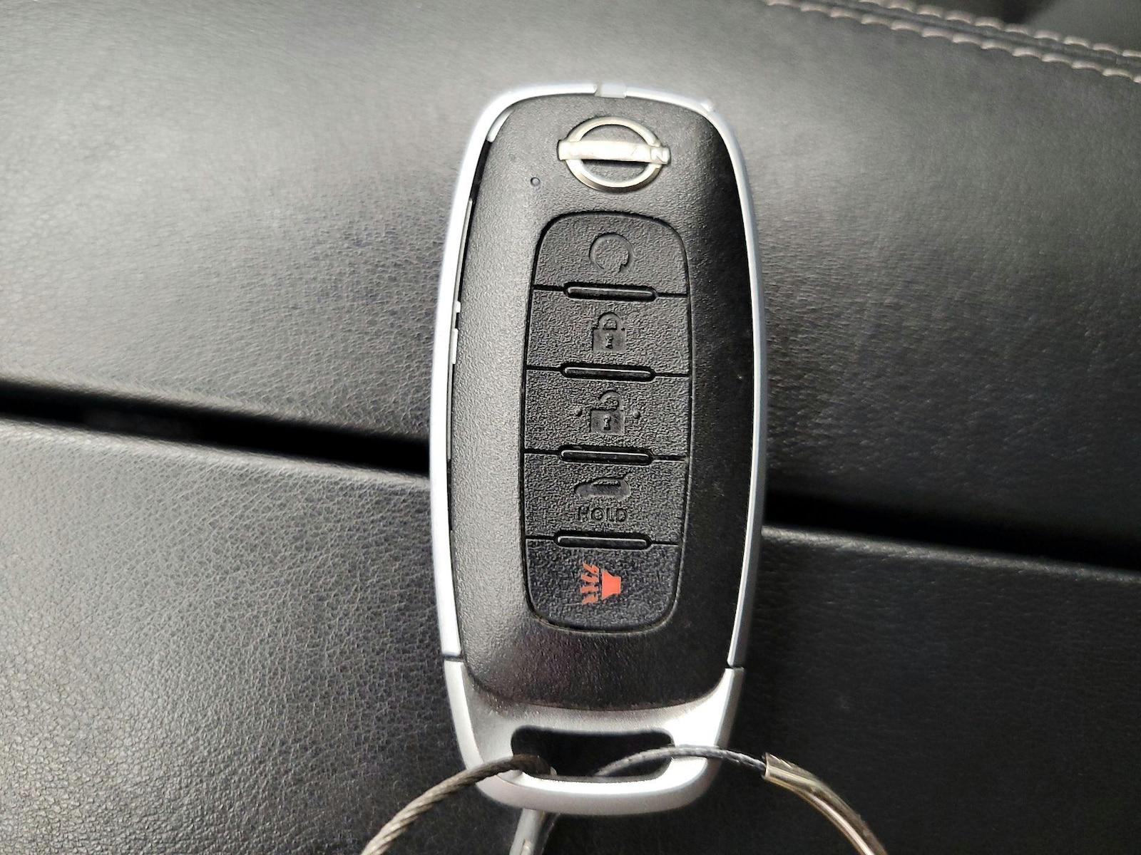 2025 Nissan Rogue SV - Photo 23