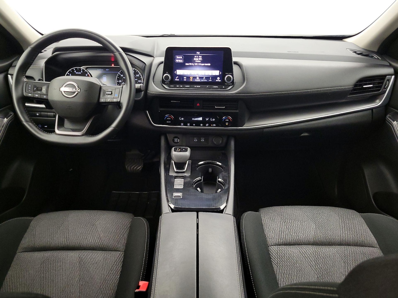 2025 Nissan Rogue SV - Photo 10