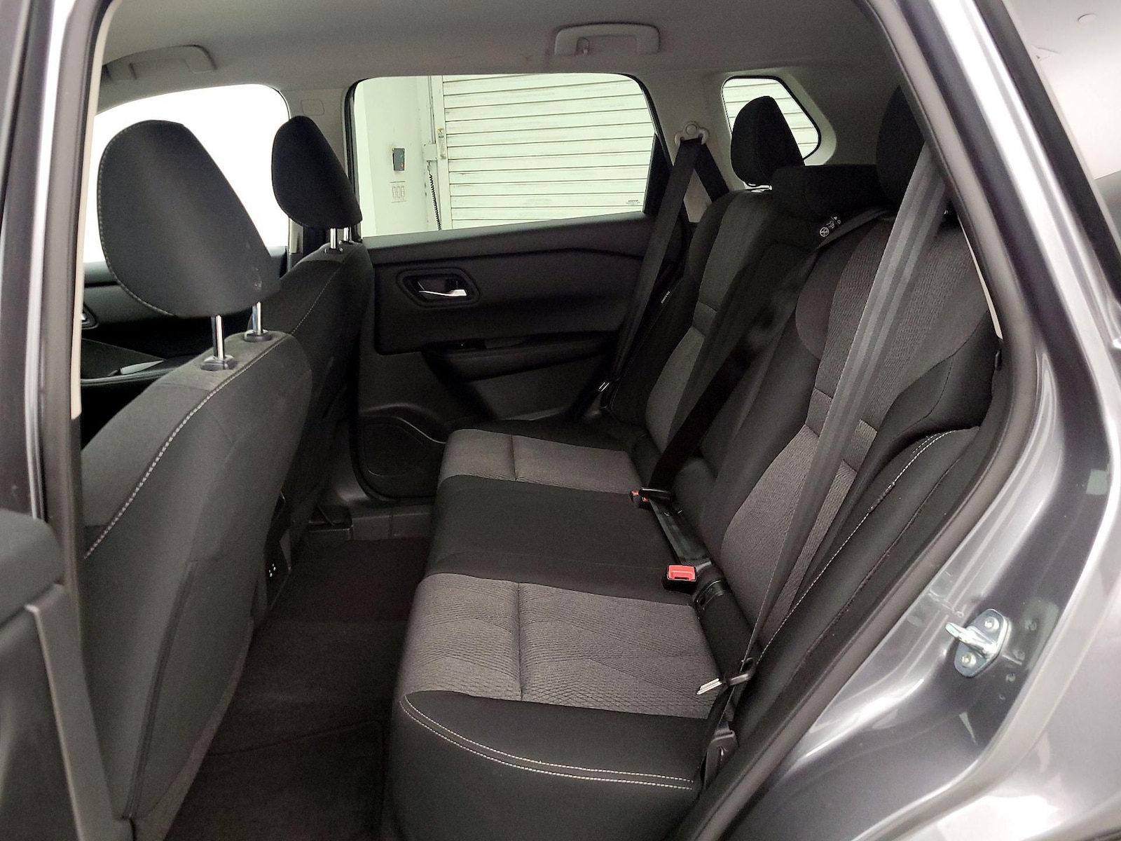 2025 Nissan Rogue SV - Photo 20