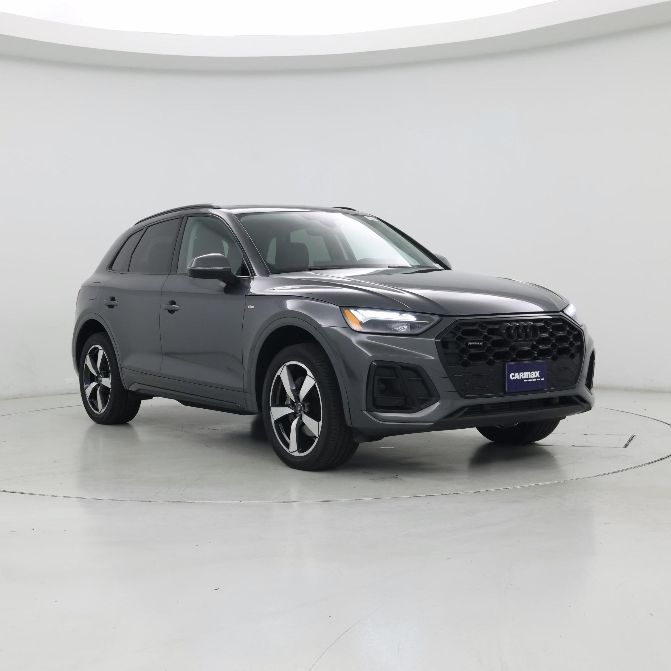 Gray 2023 Audi Q5 SUV / Crossover All-Wheel Drive Automatic
