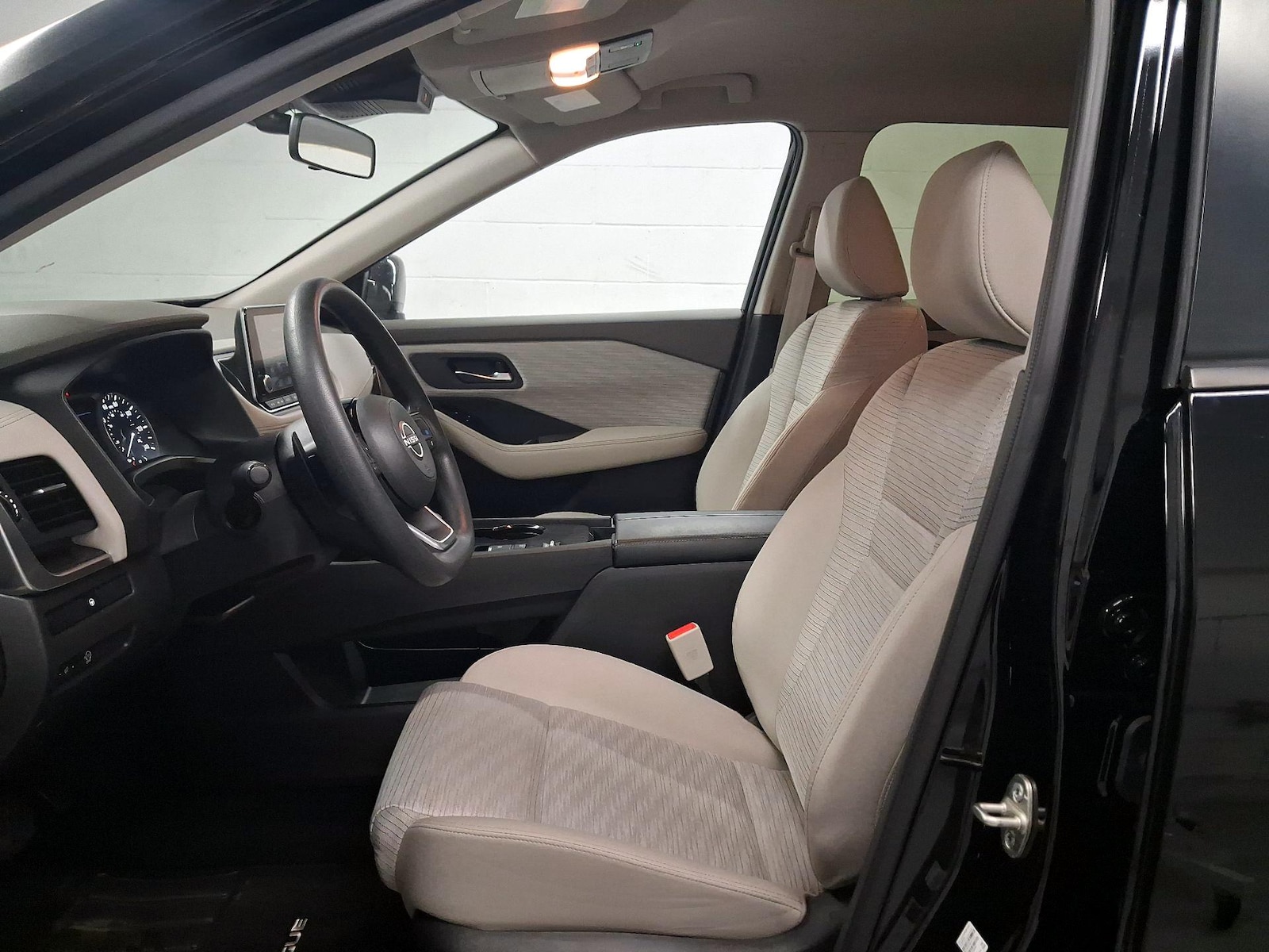 Power Seat(s) & Side Airbags