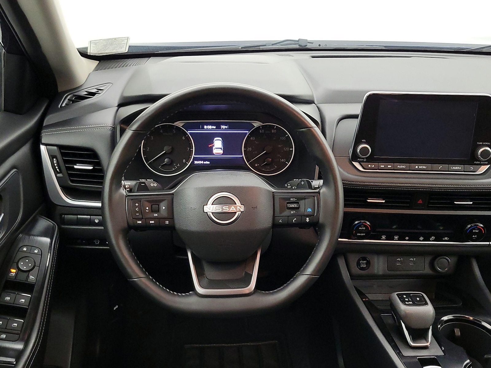 2025 Nissan Rogue SV - Photo 11