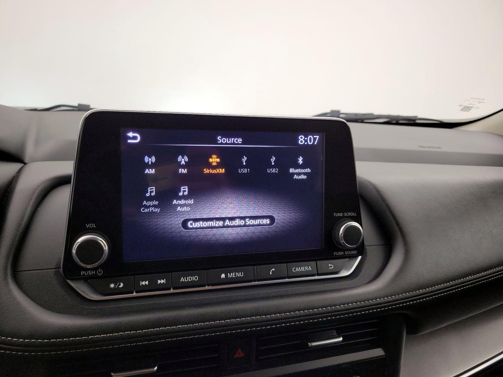 2025 Nissan Rogue SV - Photo 16