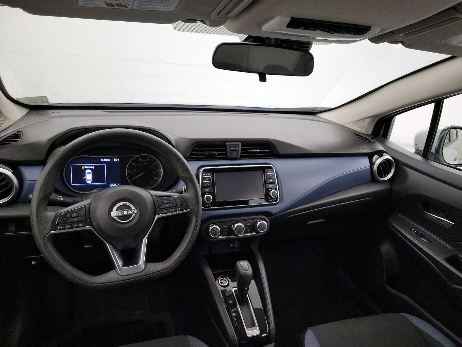 2025 Nissan Versa Sedan SV - Photo 10