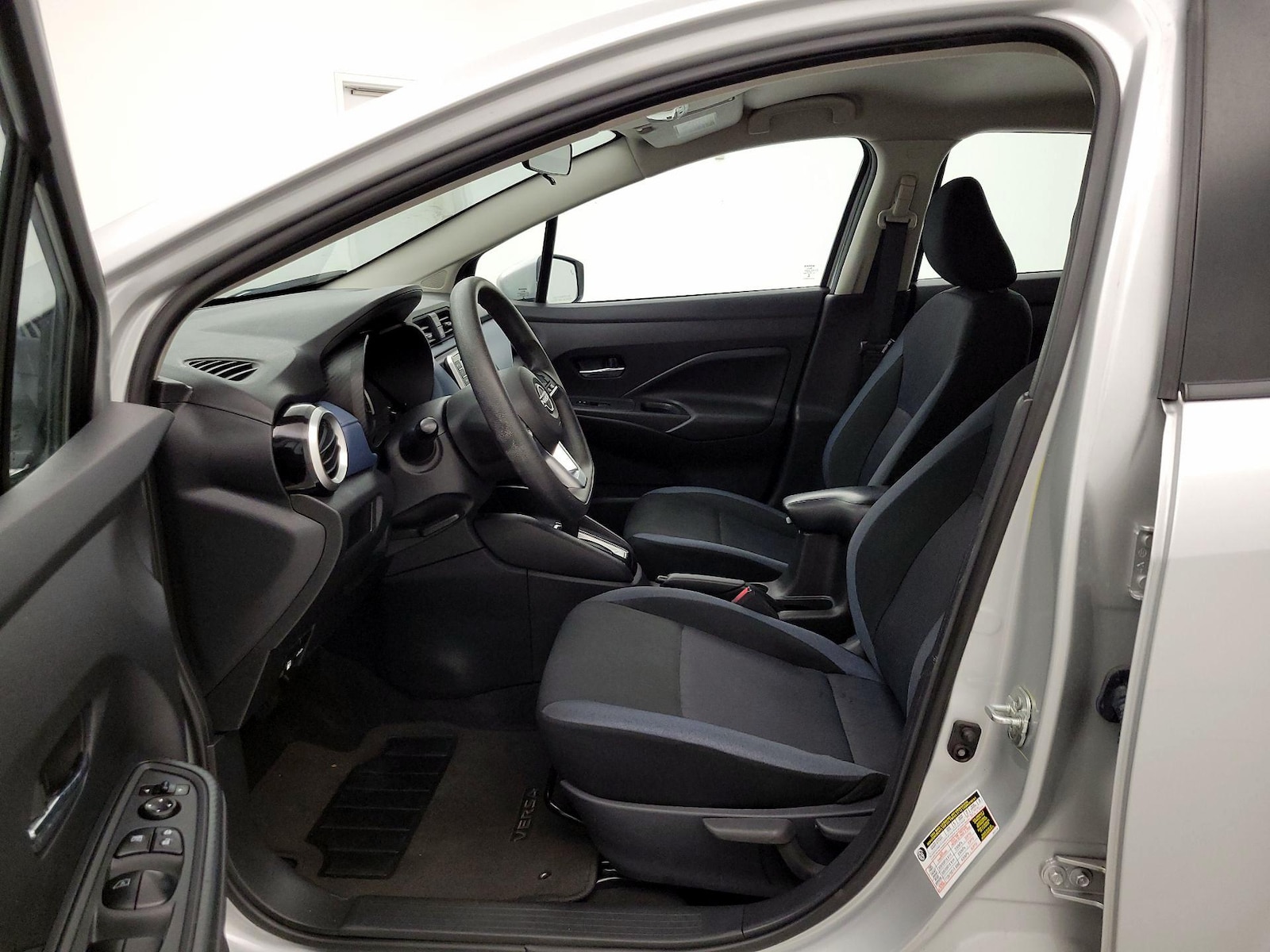2025 Nissan Versa Sedan SV - Photo 12
