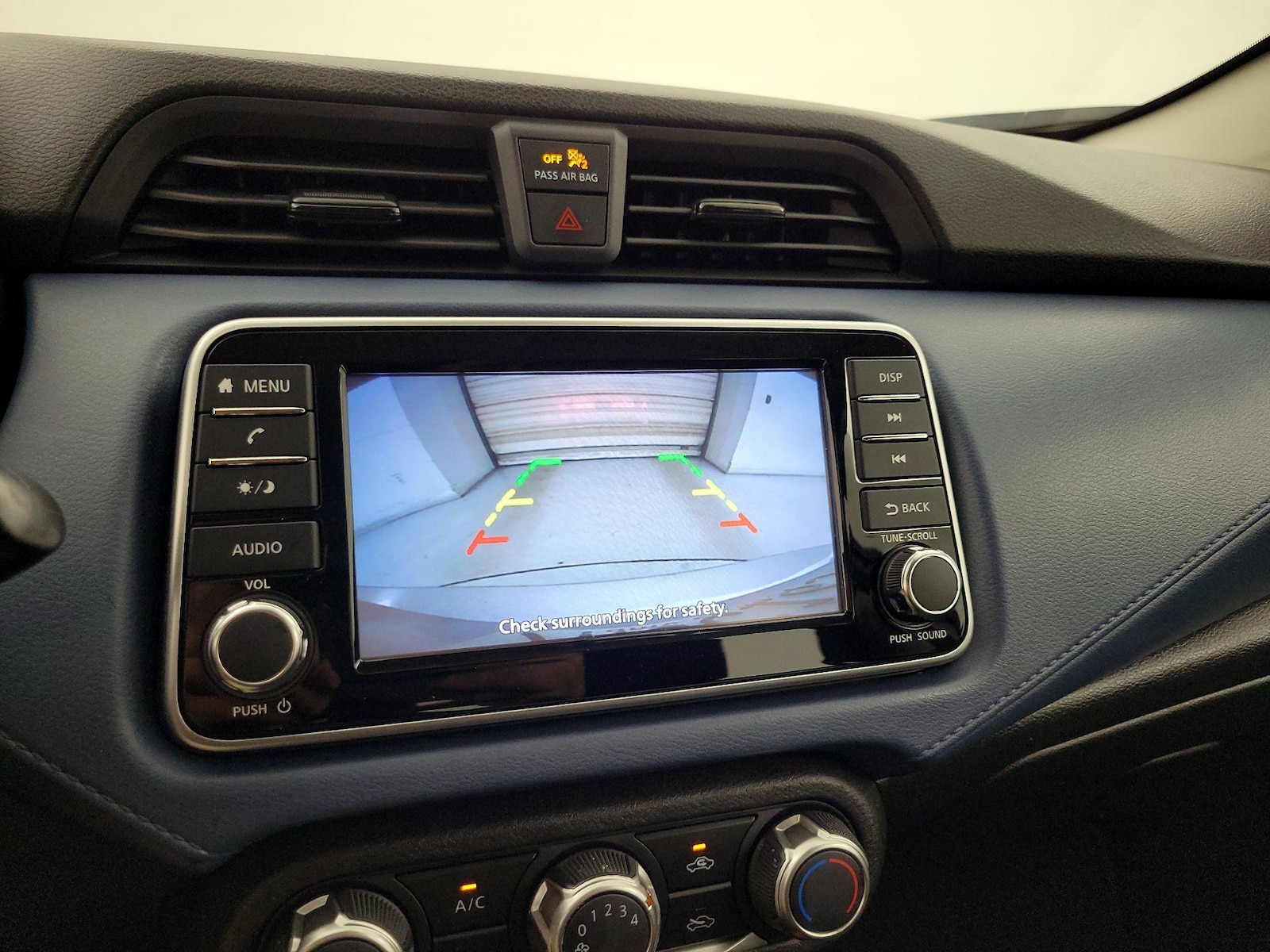 2025 Nissan Versa Sedan SV - Photo 14
