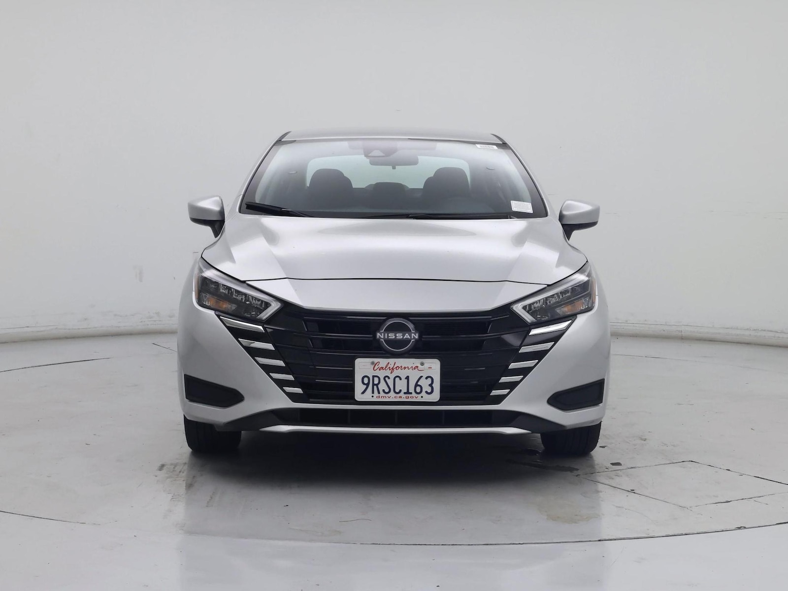 2025 Nissan Versa Sedan SV - Photo 6
