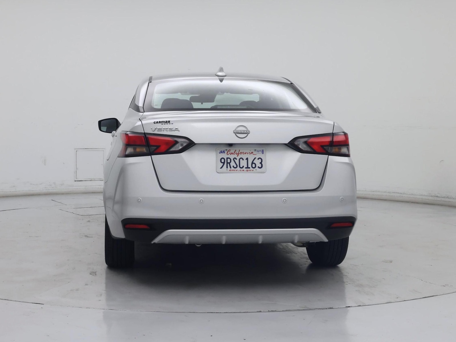 2025 Nissan Versa Sedan SV - Photo 7