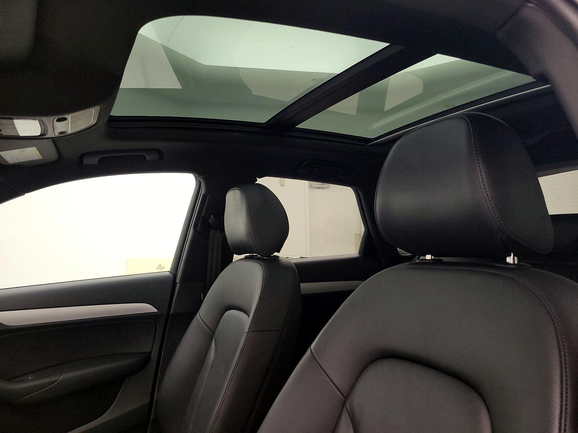 Thumbnail: 2018 Audi Q3 - 19
