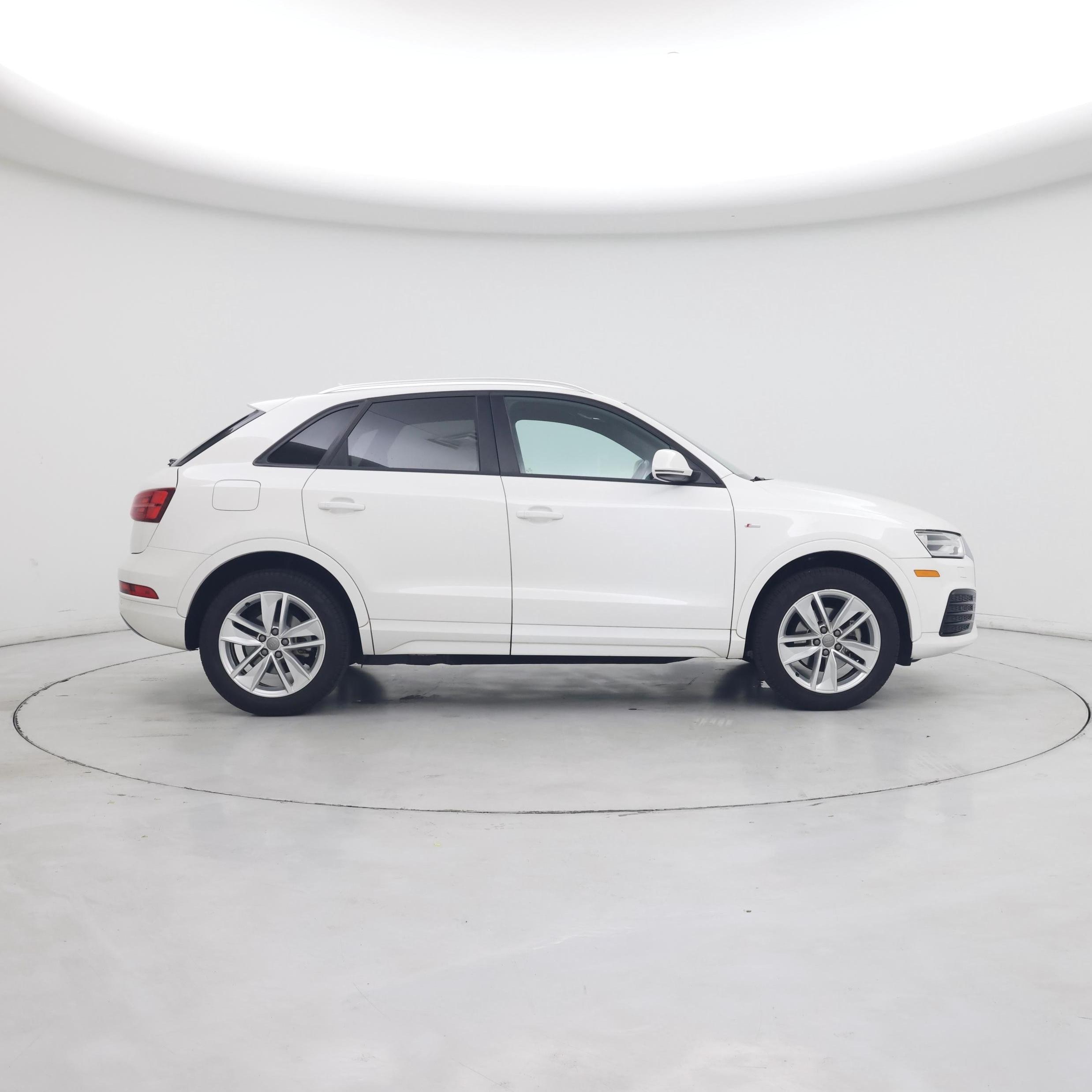 Thumbnail: 2018 Audi Q3 - 7