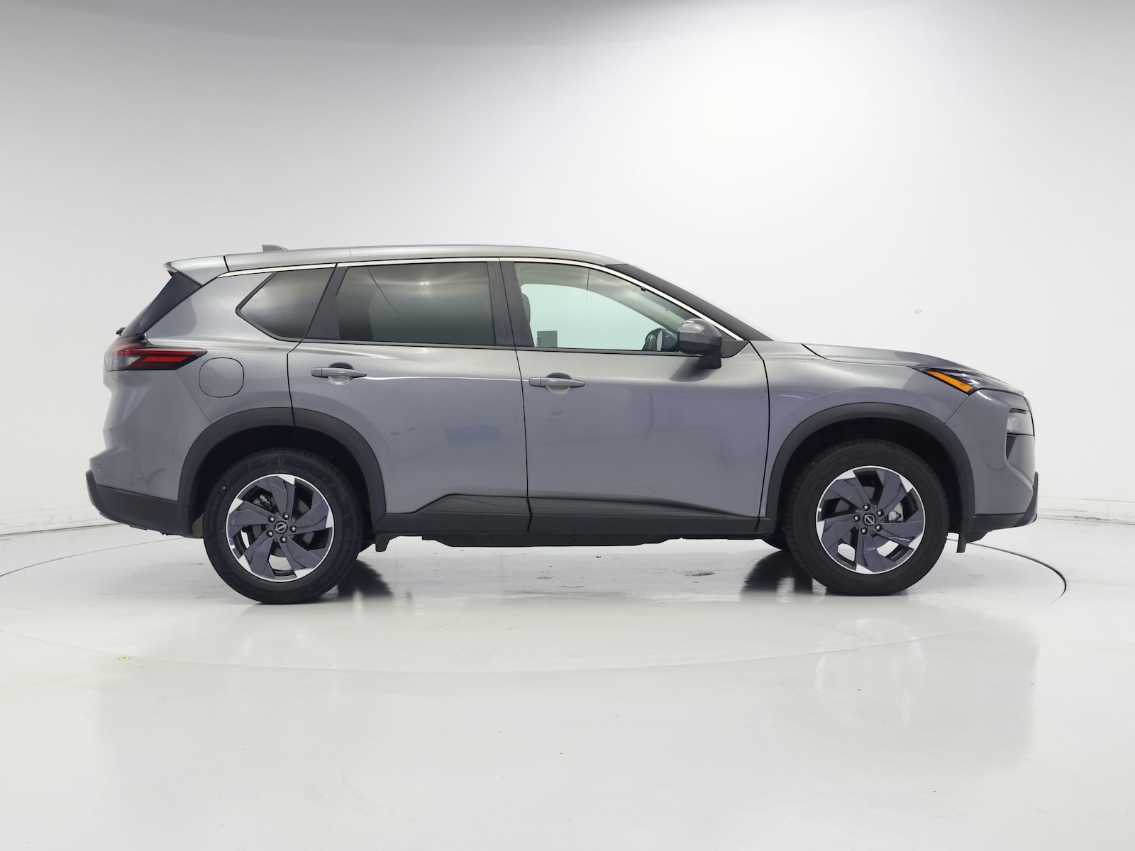 2025 Nissan Rogue SV - Photo 8