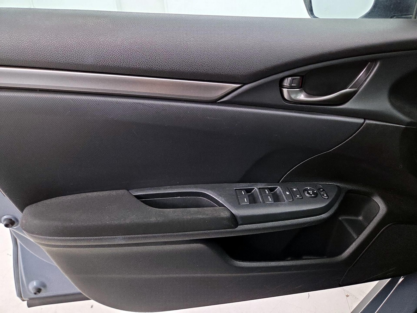 2018 Honda Civic Hatchback Sport - Photo 13