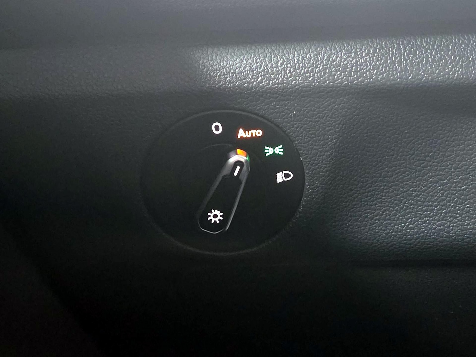 2022 Volkswagen Jetta Sport - Photo 14
