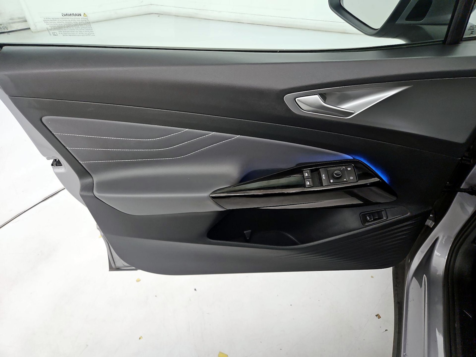 2023 Volkswagen ID.4 S - Photo 13