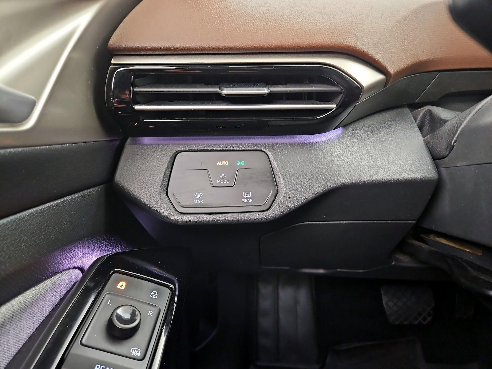 2023 Volkswagen ID.4 PRO - Photo 10