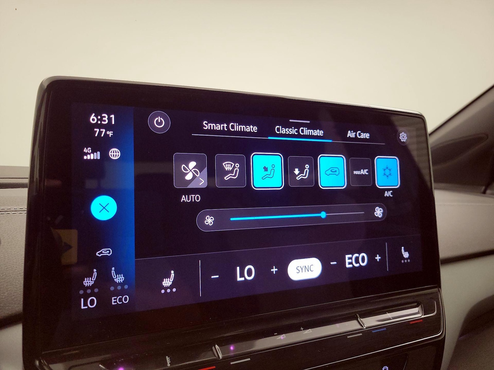 2023 Volkswagen ID.4 PRO - Photo 18