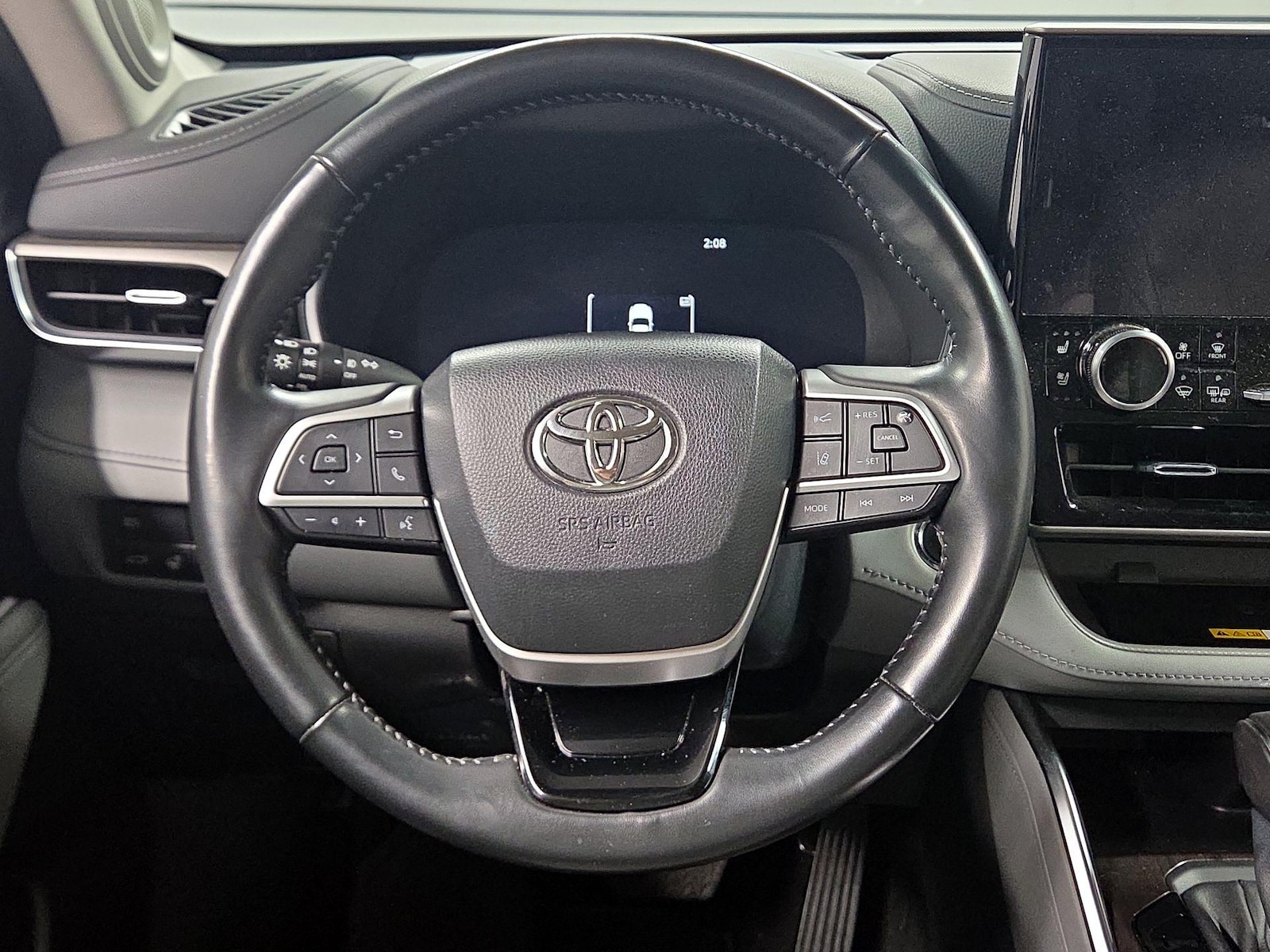 2023 Toyota Highlander Limited - Photo 10