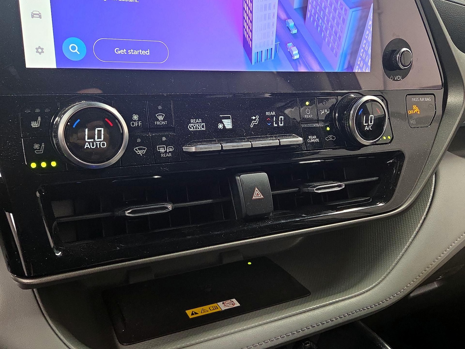 2023 Toyota Highlander Limited - Photo 16