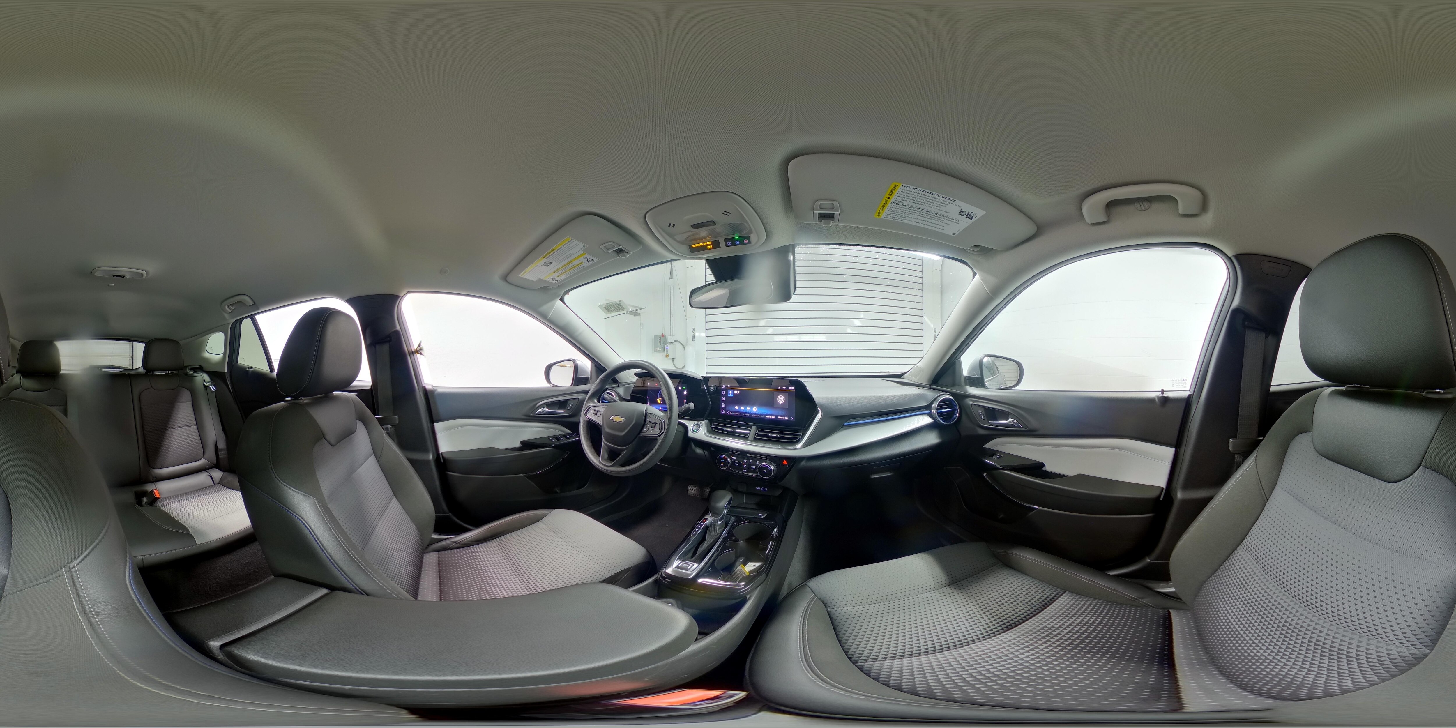 2025 Chevrolet Trax LT - Photo 20