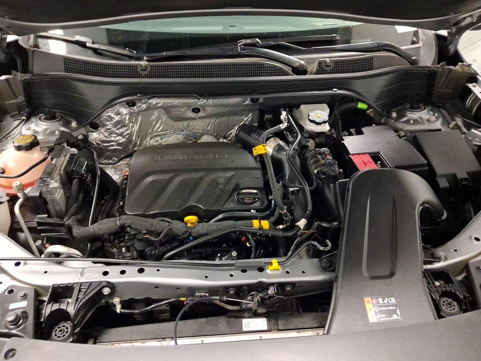 2025 Chevrolet Trax LT - Photo 18