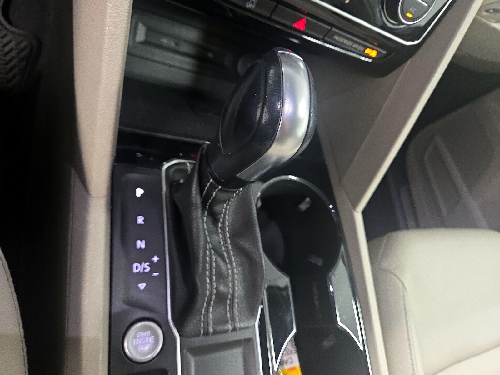 2021 Volkswagen Atlas SEL - Photo 17