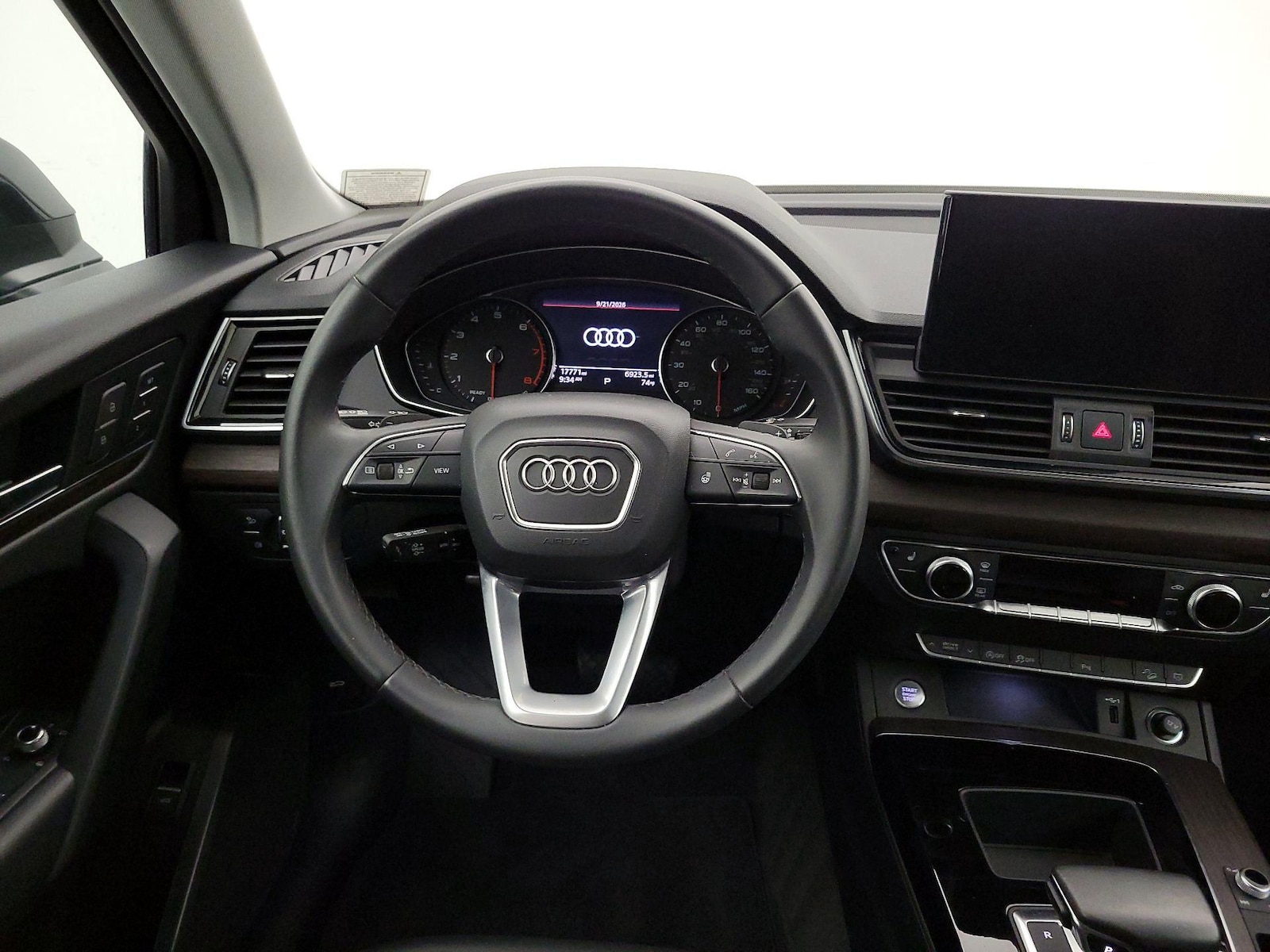 2023 Audi Q5 Premium - Photo 11
