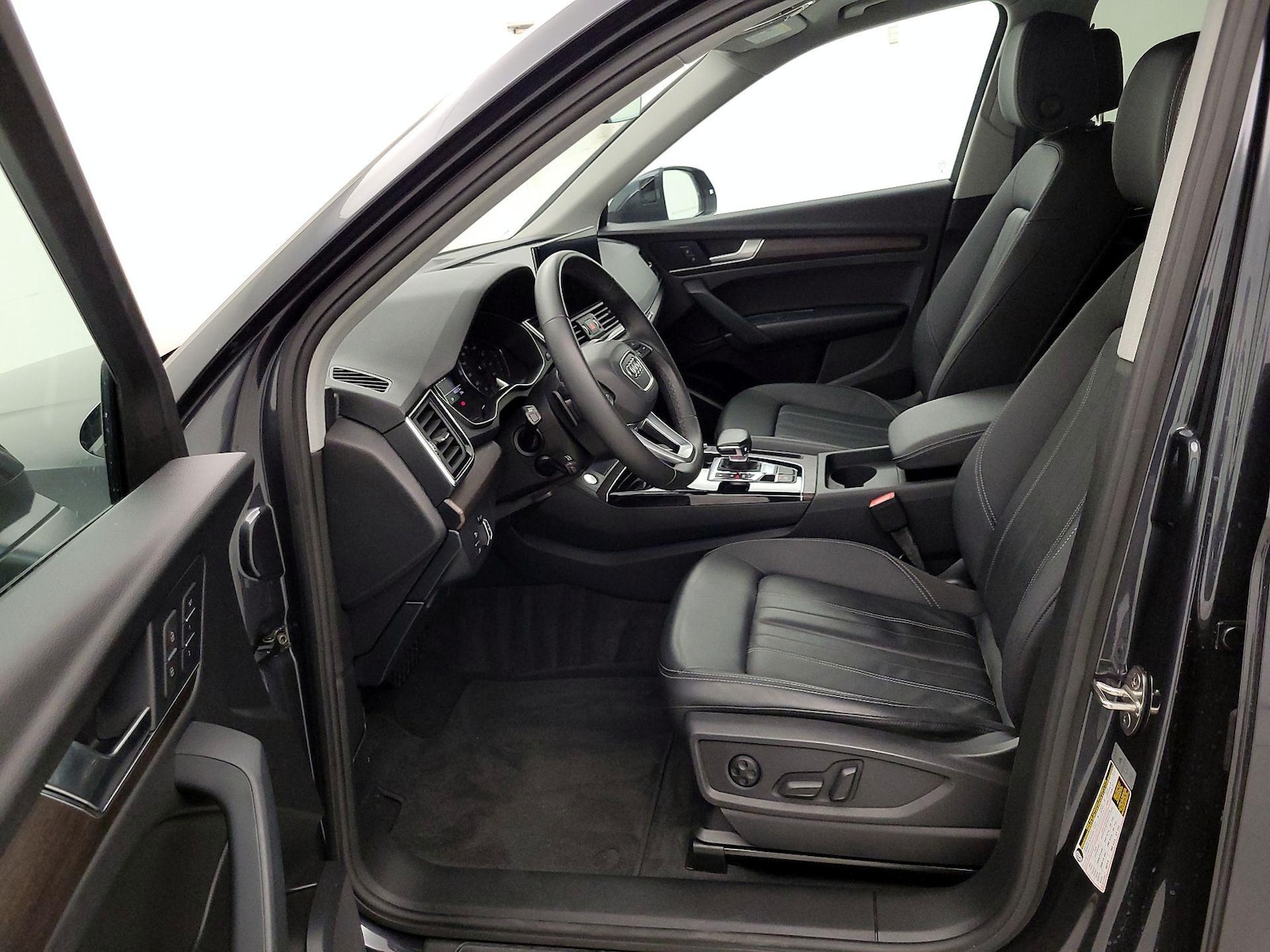 2023 Audi Q5 Premium - Photo 12
