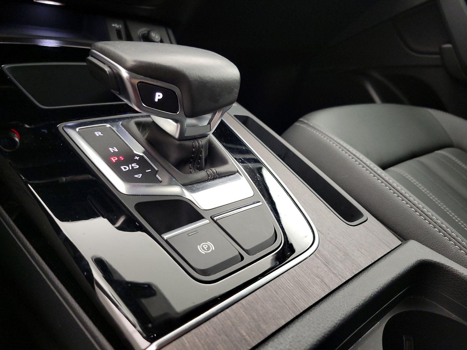 2023 Audi Q5 Premium - Photo 18