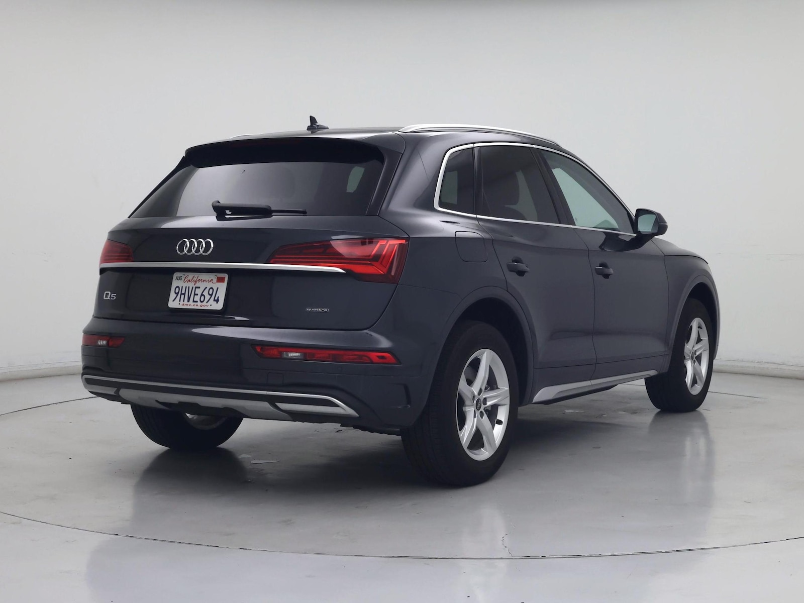 2023 Audi Q5 Premium - Photo 9