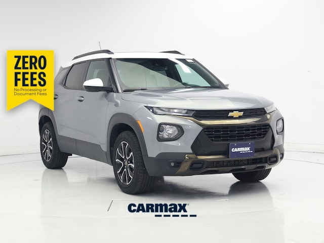 Silver 2023 Chevrolet Trailblazer SUV / Crossover Four-Wheel Drive Automatic