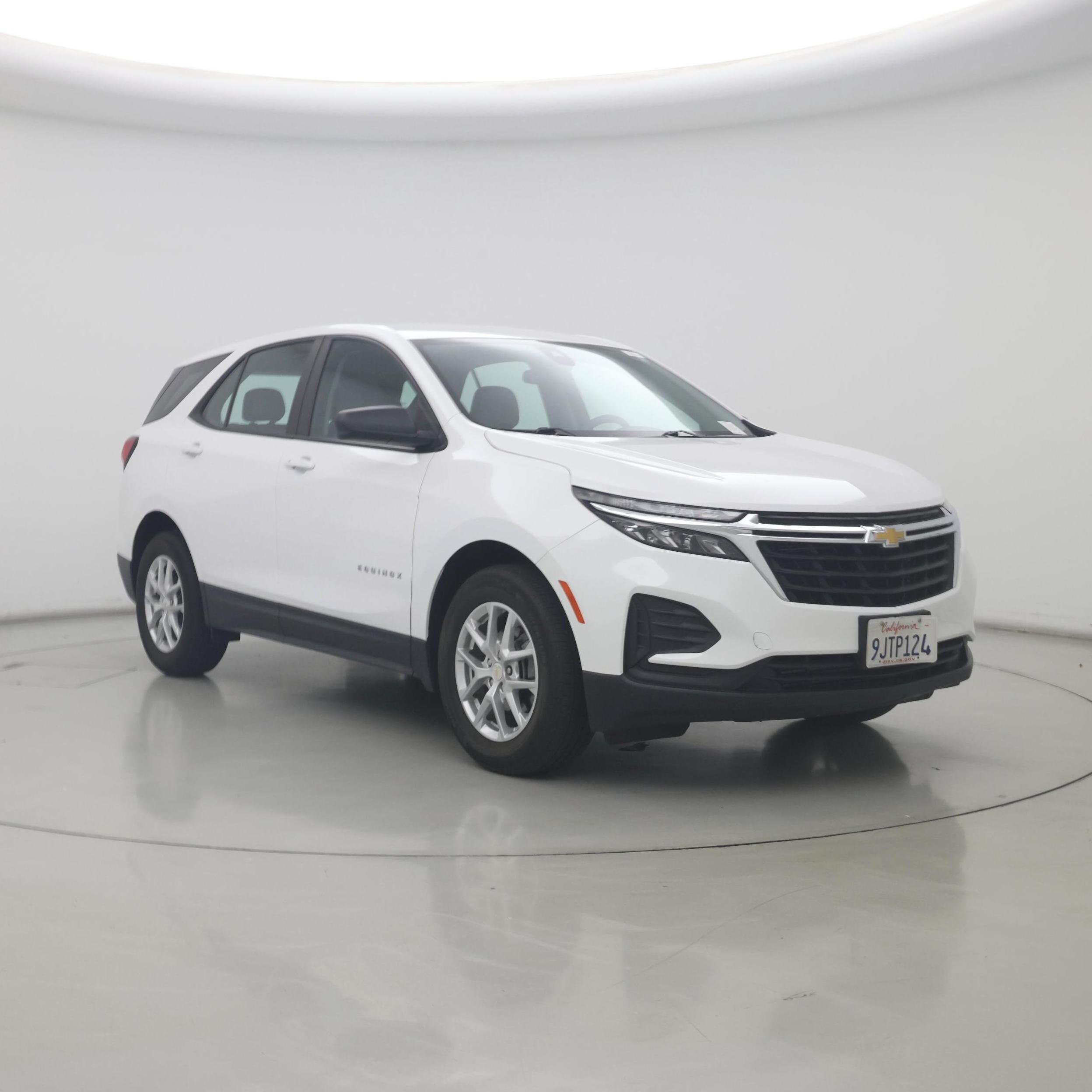 White 2024 Chevrolet Equinox SUV / Crossover Front-Wheel Drive Automatic