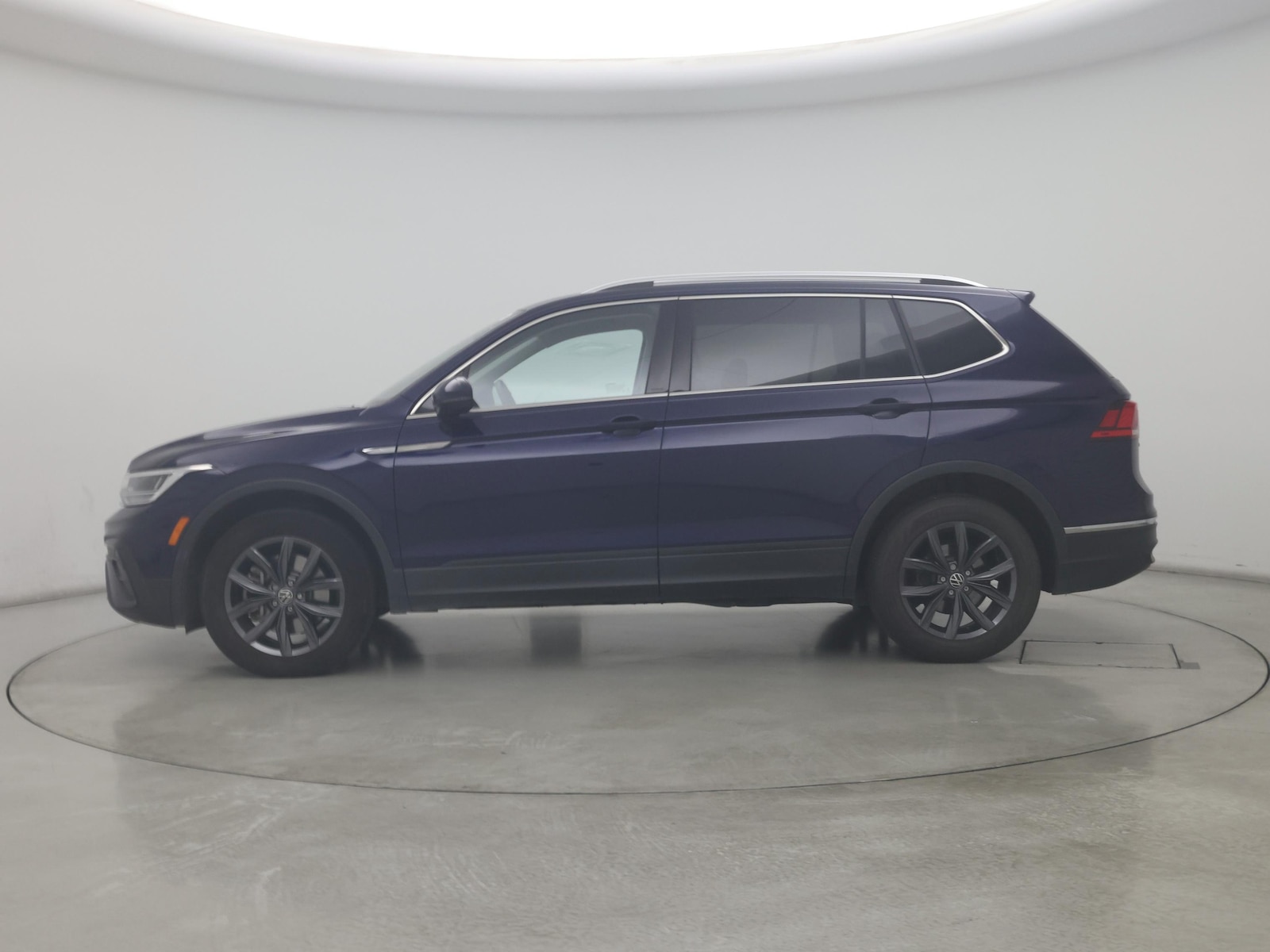 2022 Volkswagen Tiguan SE - Photo 4