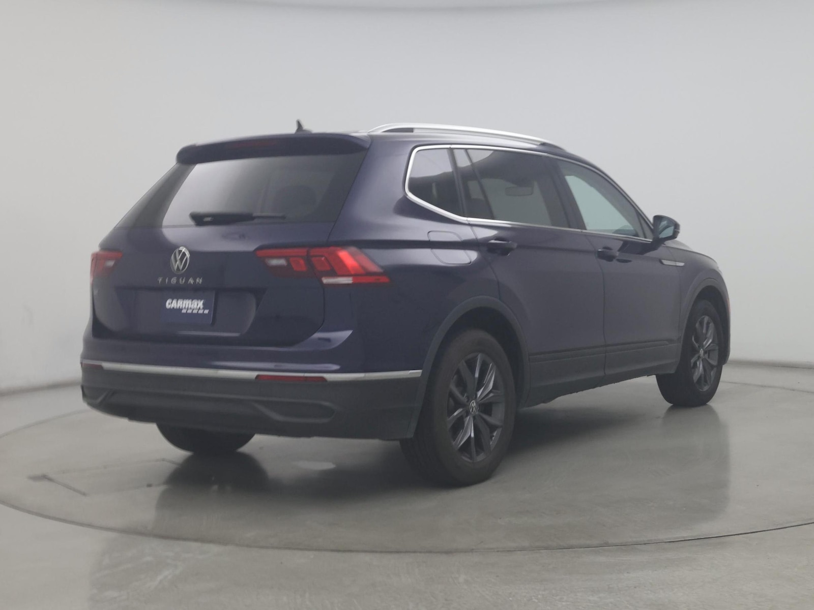 2022 Volkswagen Tiguan SE - Photo 9