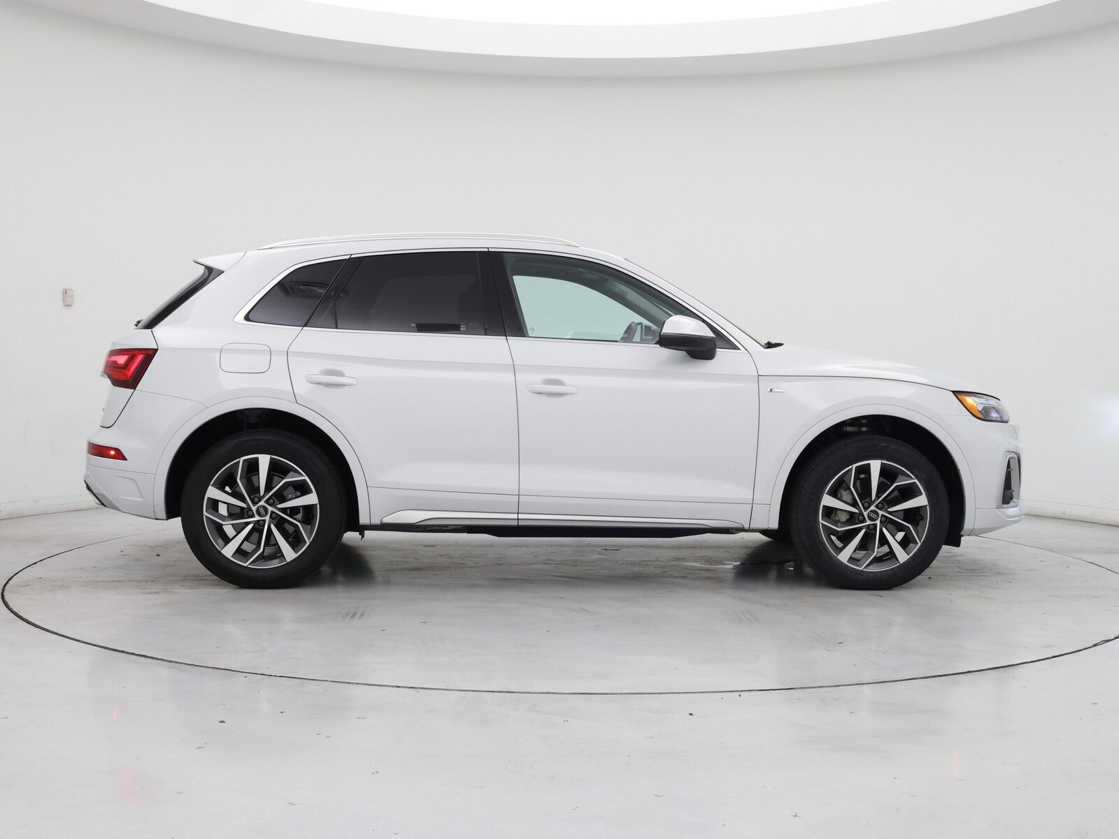 2023 Audi Q5 Premium Plus - Photo 8