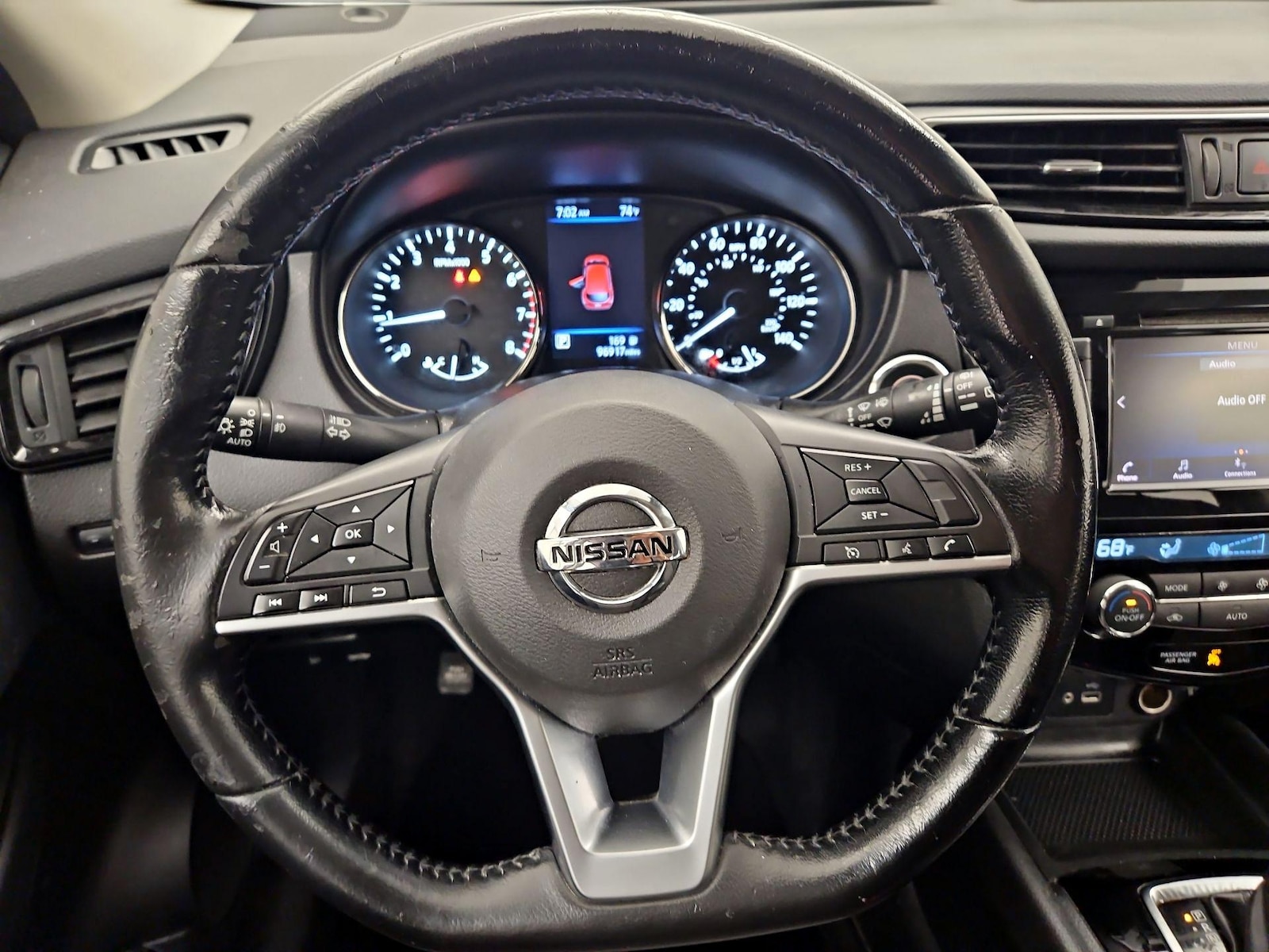 2020 Nissan Rogue Sport SV - Photo 11