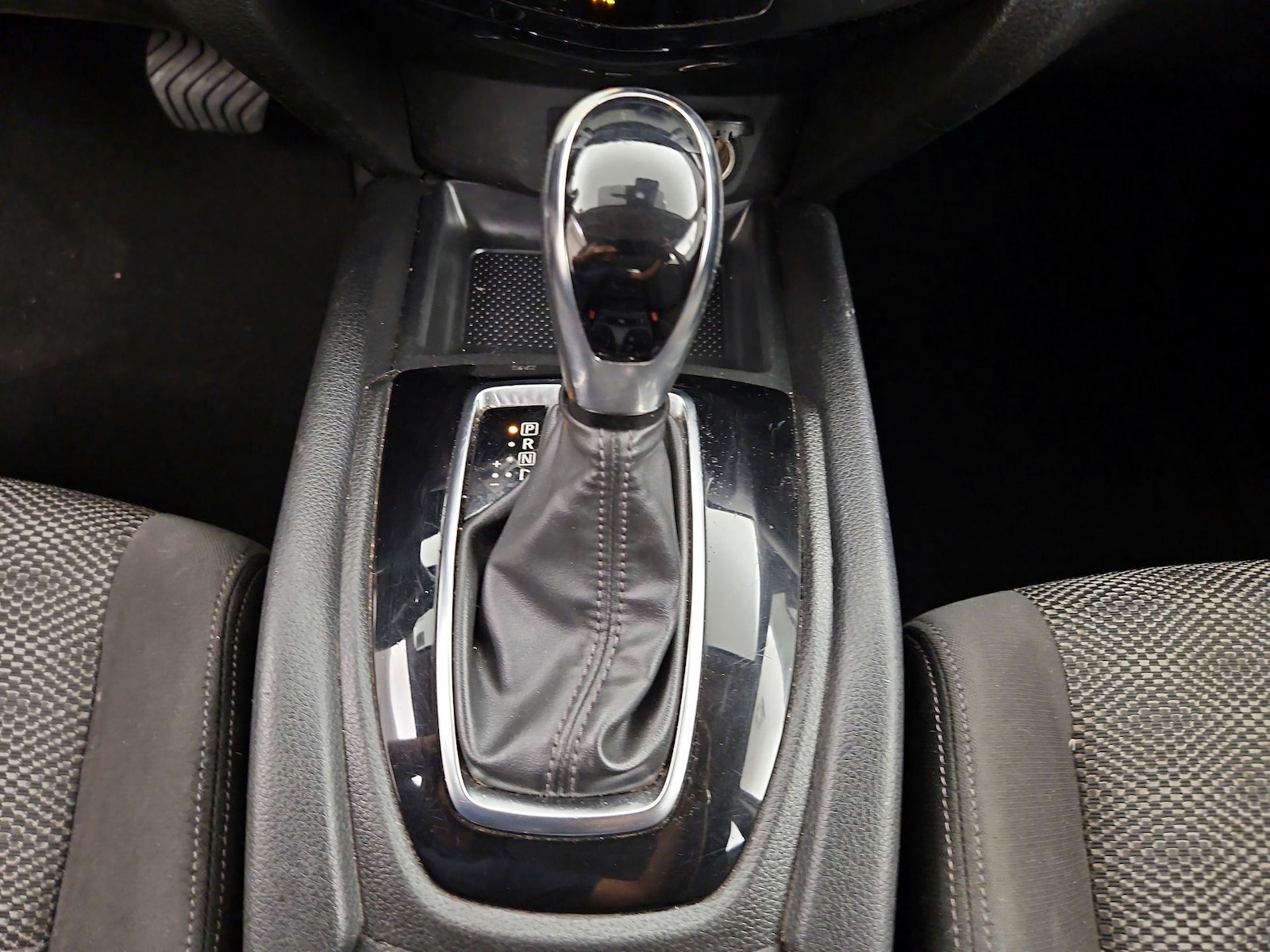 2020 Nissan Rogue Sport SV - Photo 18