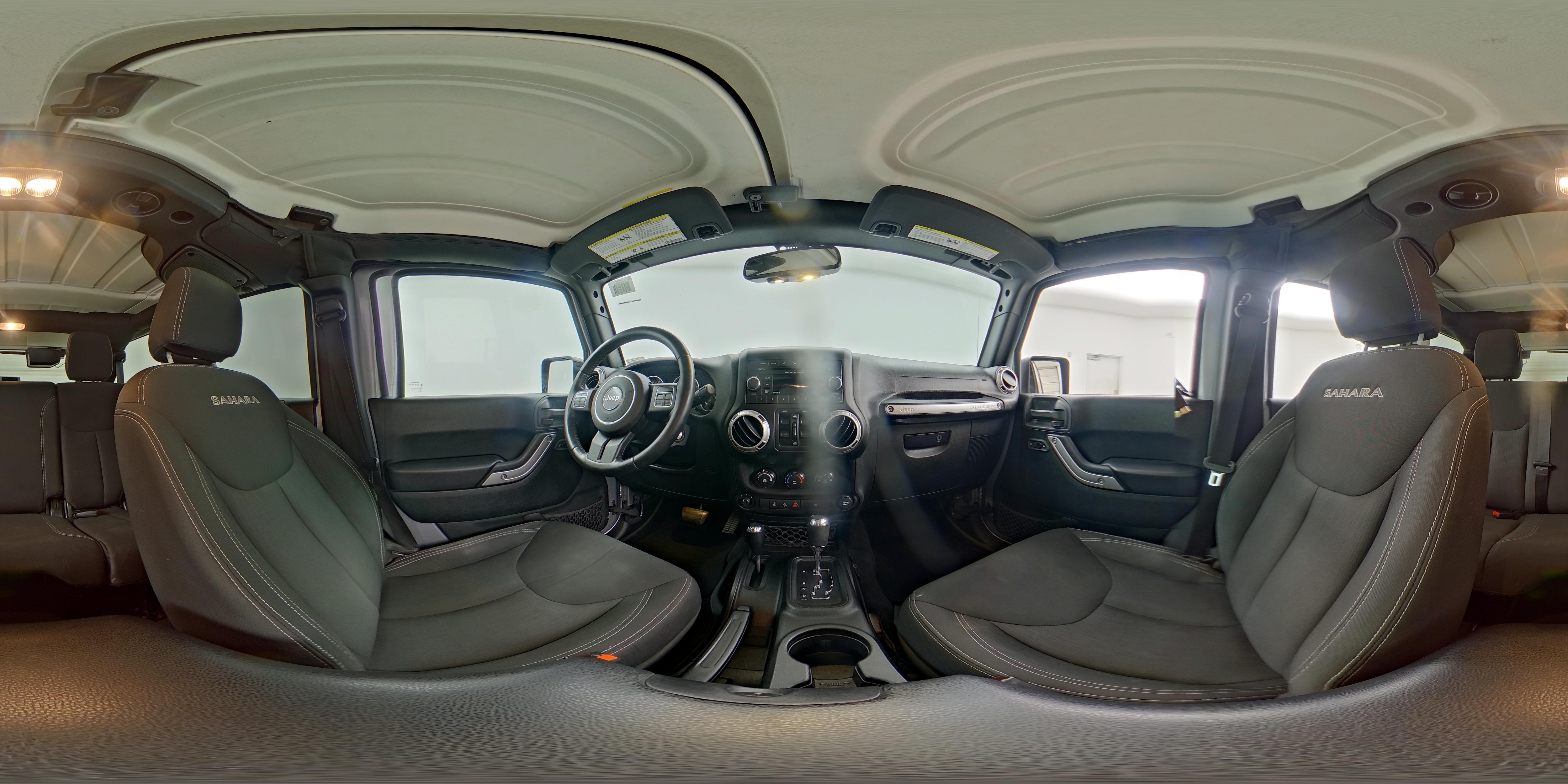 2018 Jeep Wrangler JK Unlimited Sahara - Photo 22
