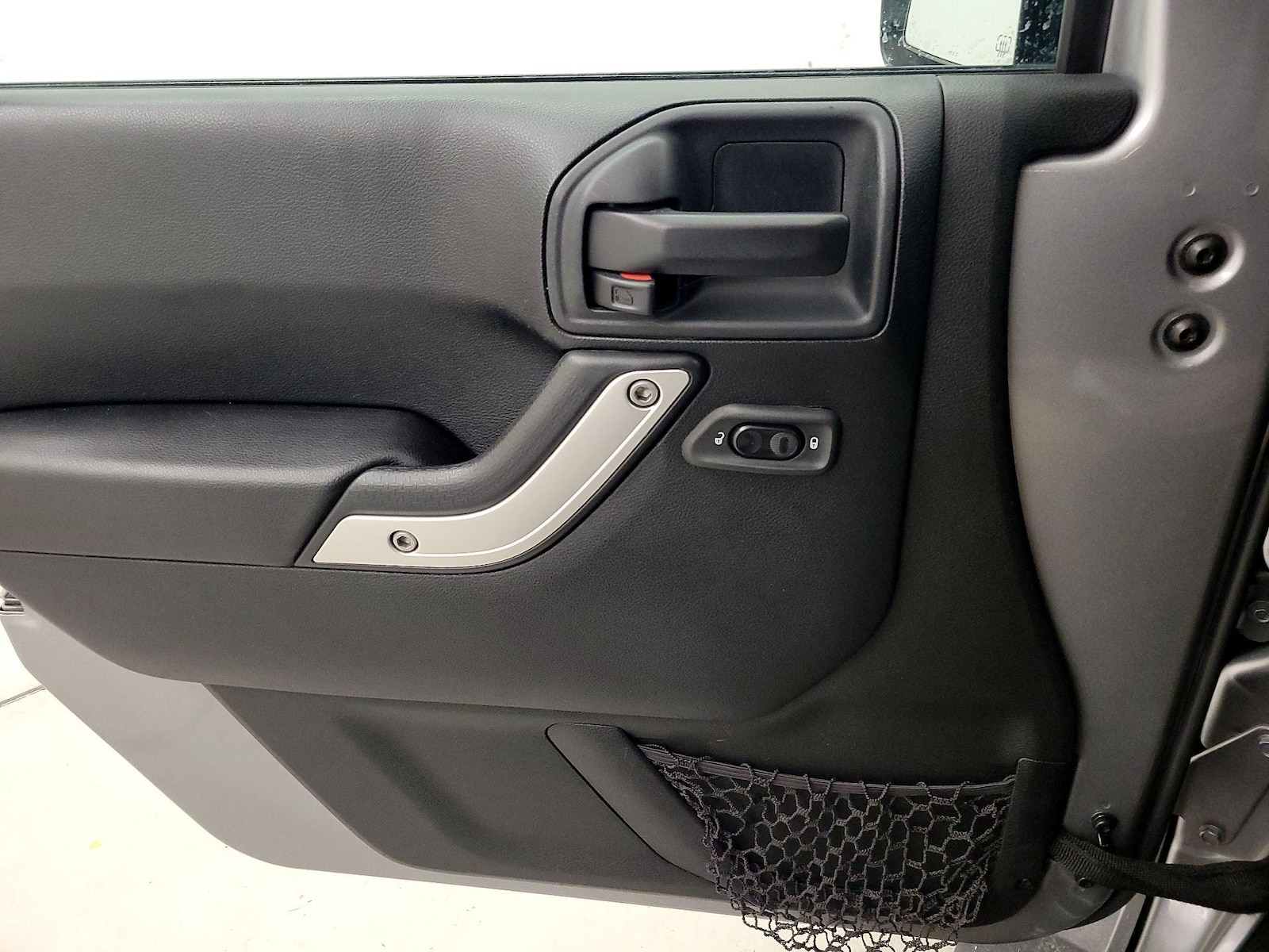 2018 Jeep Wrangler JK Unlimited Sahara - Photo 13