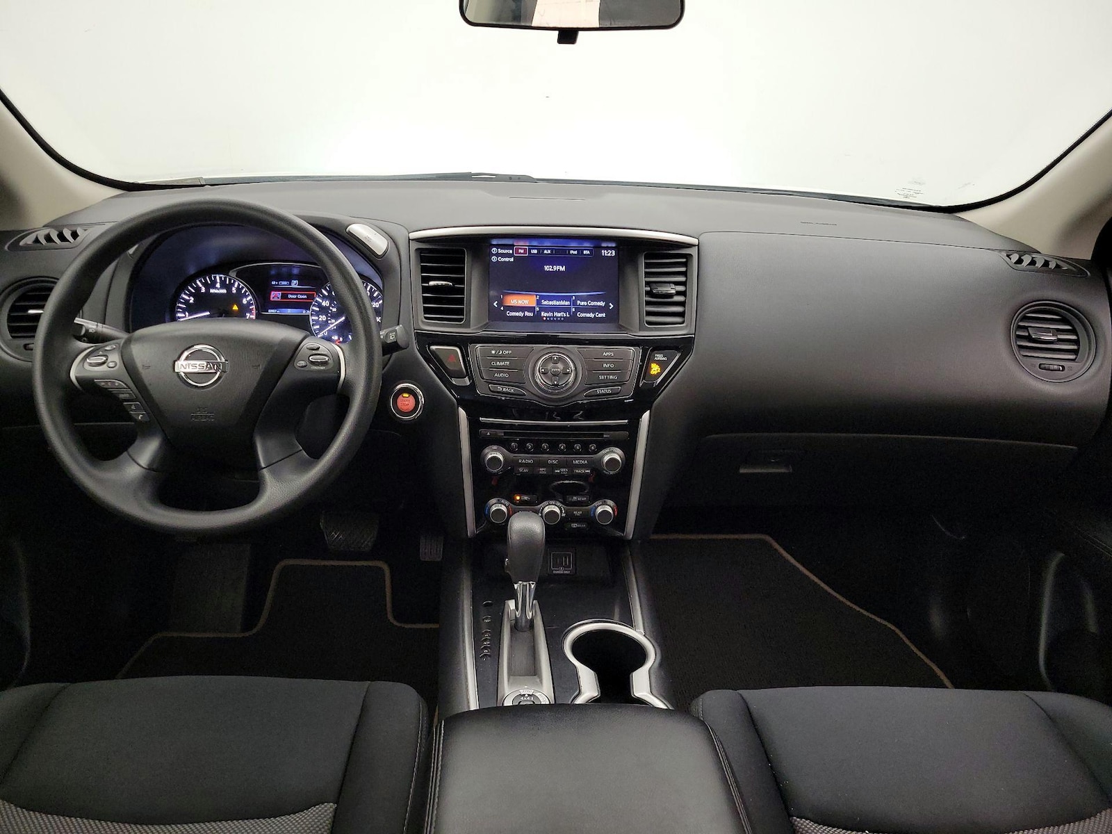 2019 Nissan Pathfinder S - Photo 10