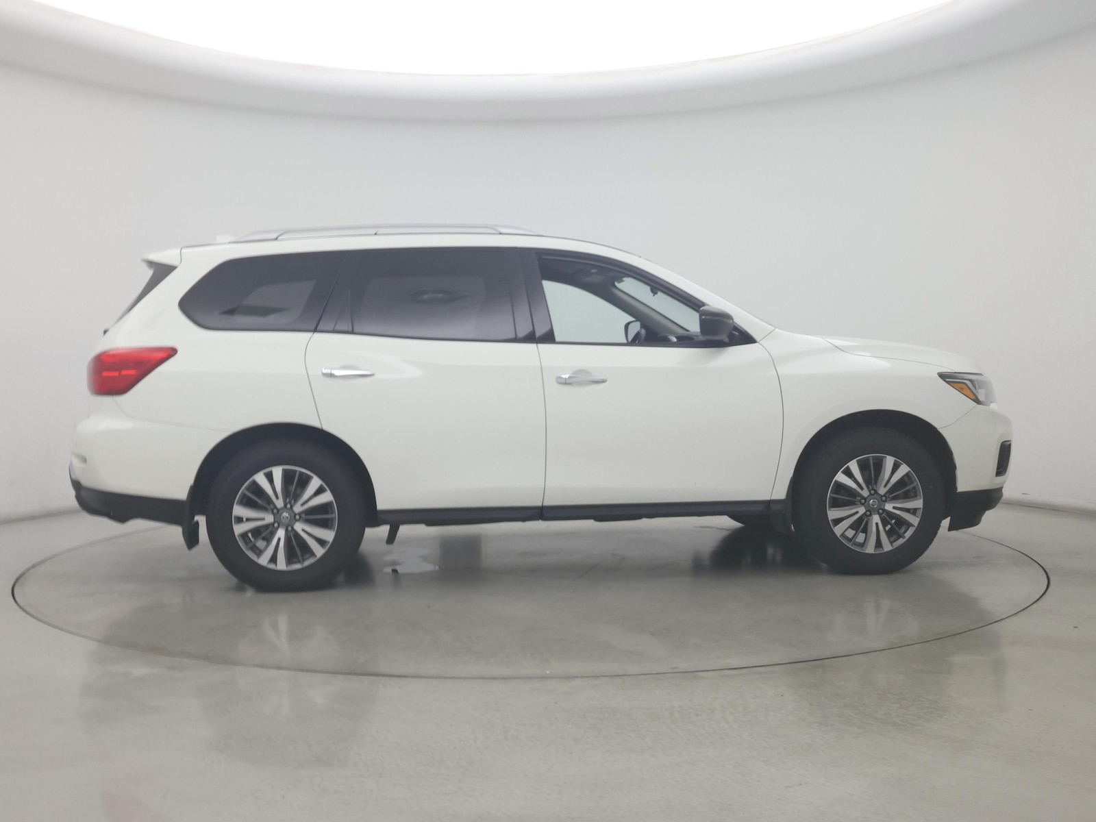 2019 Nissan Pathfinder S - Photo 8