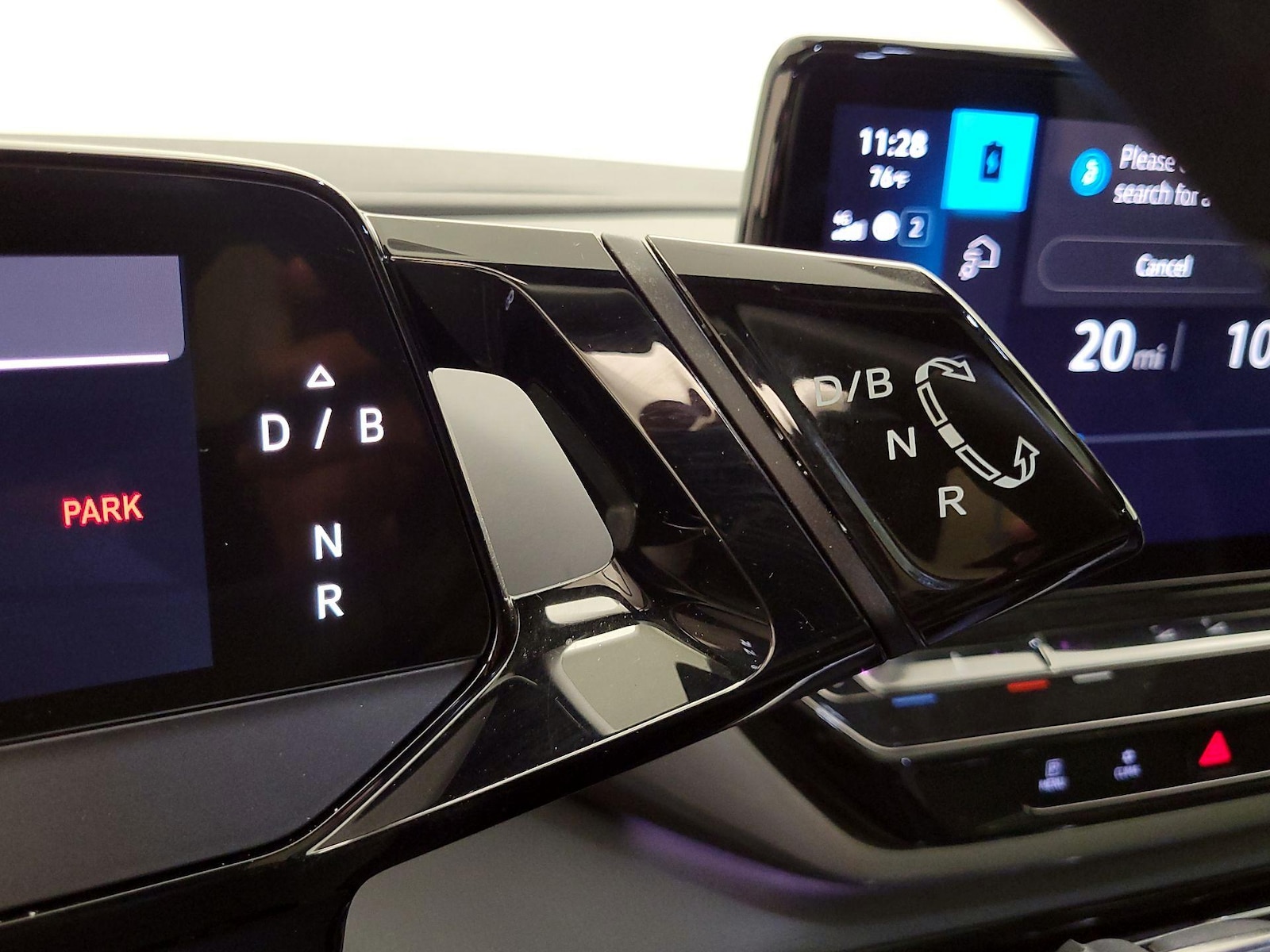 2023 Volkswagen ID.4 S - Photo 18