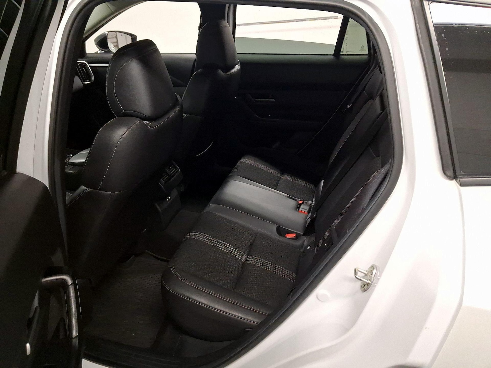 2024 Mazda CX-50 S SELECT - Photo 19
