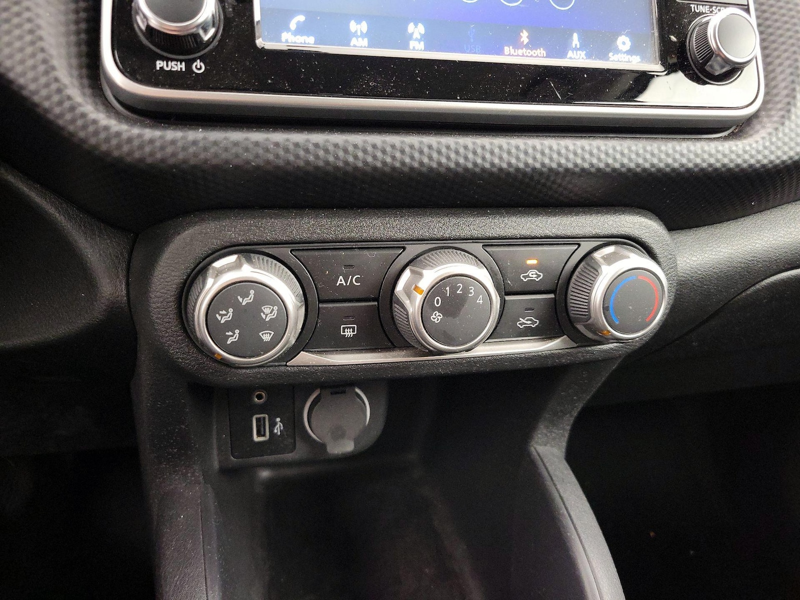 2024 Nissan Kicks S - Photo 17