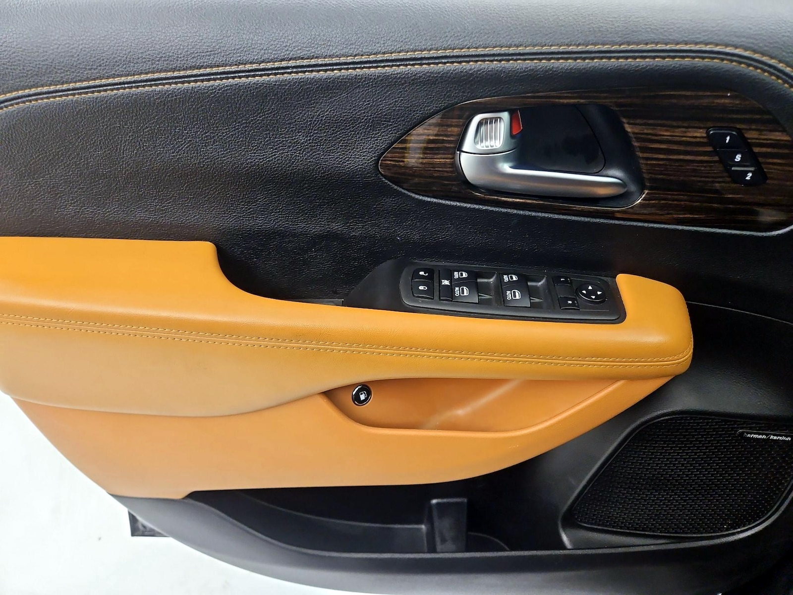 2022 Chrysler Pacifica Hybrid Pinnacle Hybrid - Photo 13
