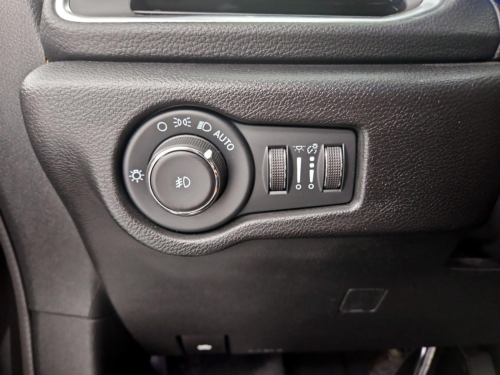 2022 Chrysler Pacifica Hybrid Pinnacle Hybrid - Photo 14