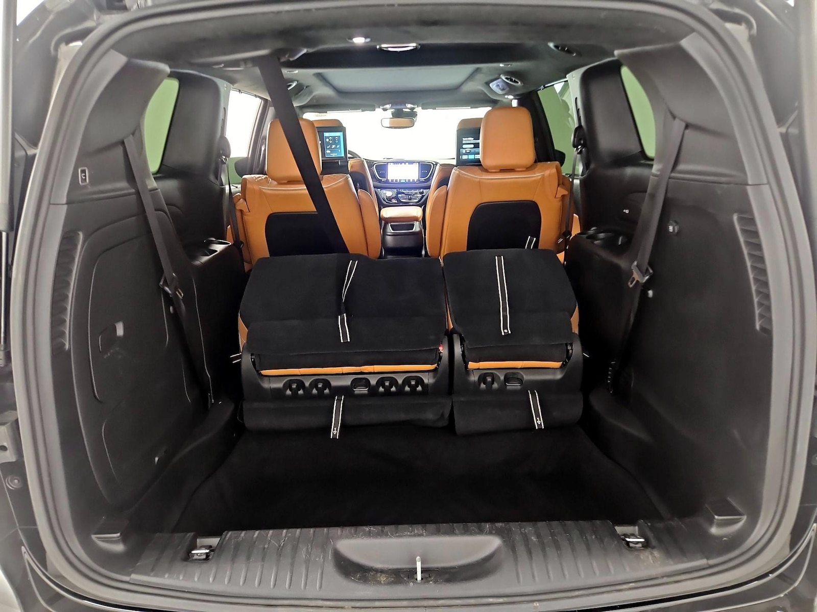 2022 Chrysler Pacifica Hybrid Pinnacle Hybrid - Photo 25