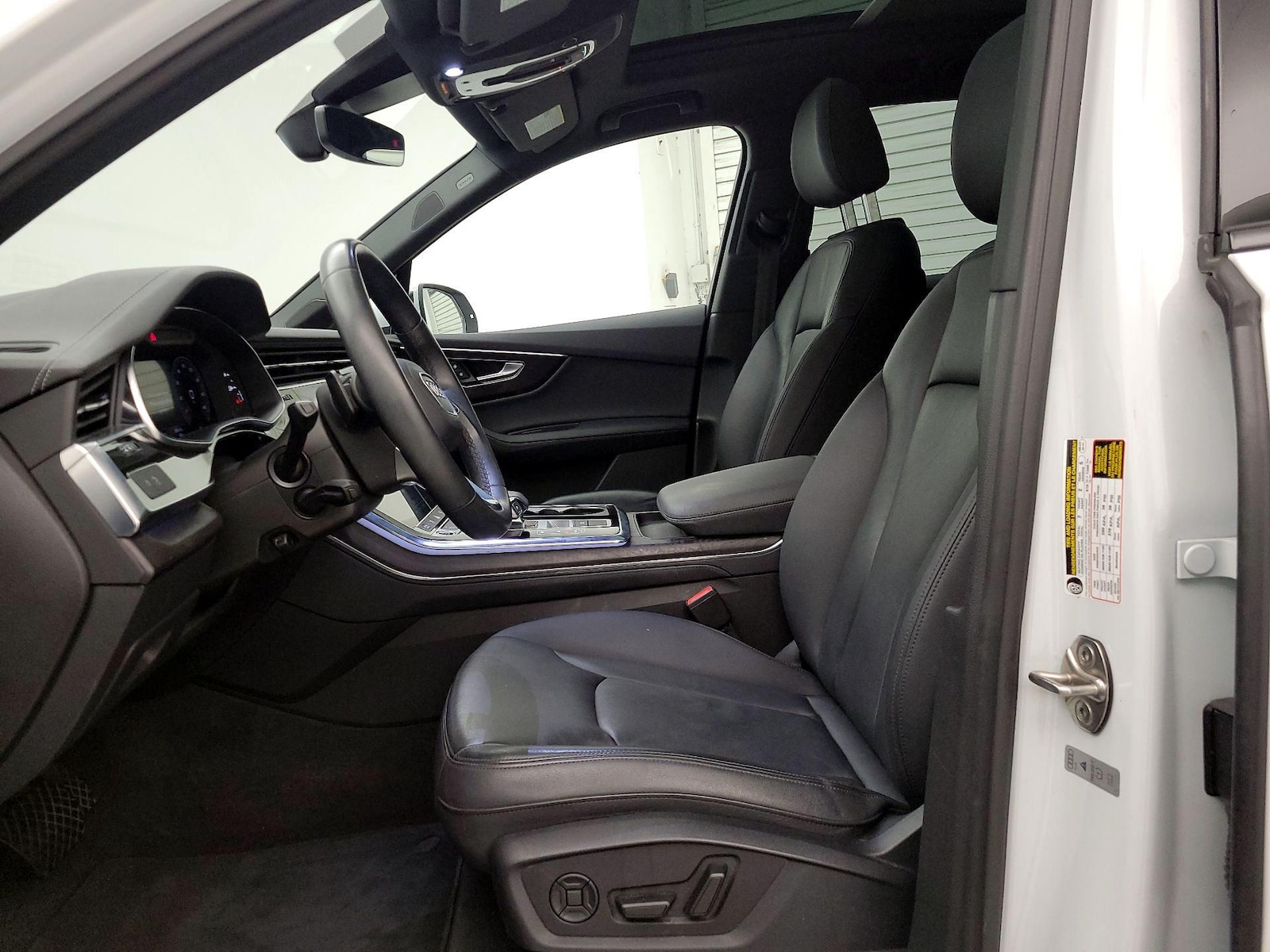 2023 Audi Q7 Premium Plus - Photo 12